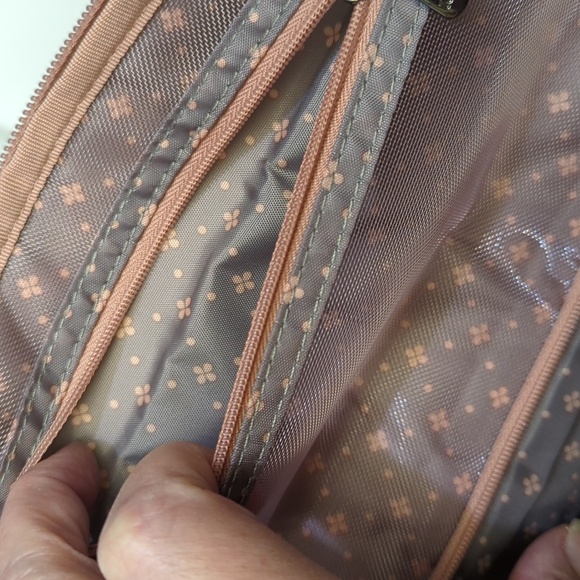 Lug Blush Camo Trolley Carryall Bag - Picture 10 of 12